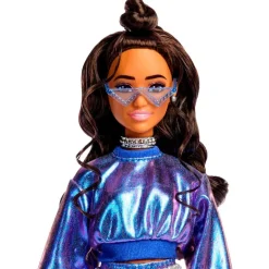 Barbie Deluxe Style nº 7 Muñeca Morena Conjunto Azul Metalizado