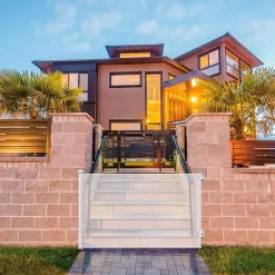 Barrera retractil para puerta y/o escaleras