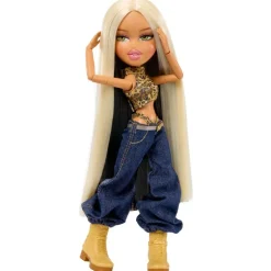 Bratz x Lola Índigo