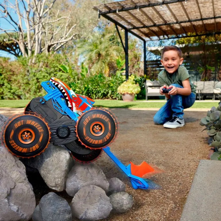 Hot Wheels Monster Truck Tiger Shark Escalador R/C