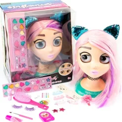 Influencer Busto Maquillaje