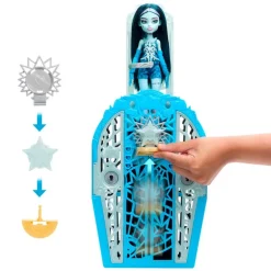 Monster High Skulltimate Secrets Hauntlywood Mysteries Frankie