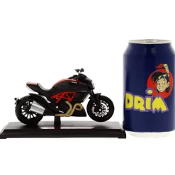 Moto Miniatura Escala 1:18 Surtida