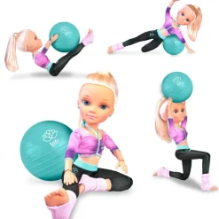 Nancy Muñeca Yoga Class