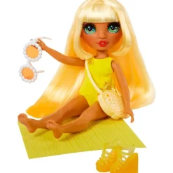 Rainbow High Swim & Style Muñeca Sunny Madison