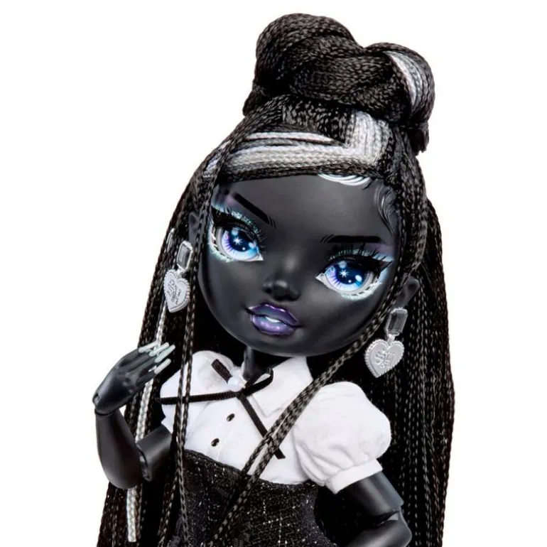 Shadow High Muñeca Collector Shanelle Onyx