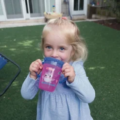 Taza Mágica 360° Anti goteo con asas 240ml Estampada Lila